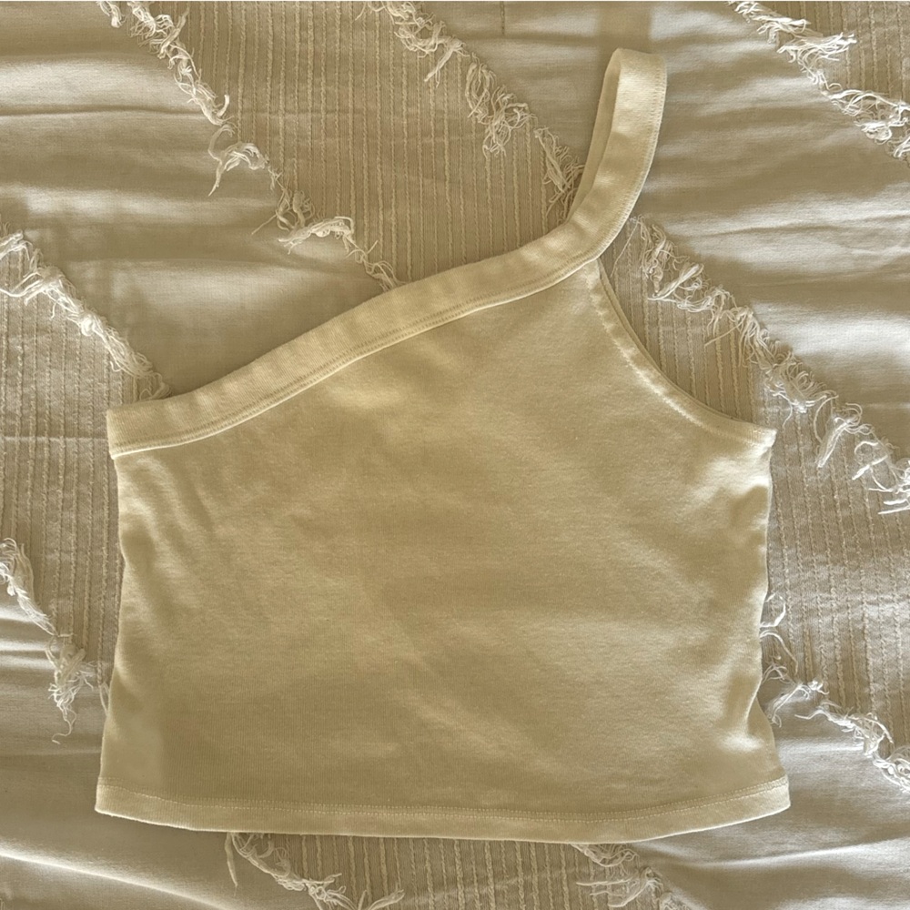 Adorable Brandy Melville tank top